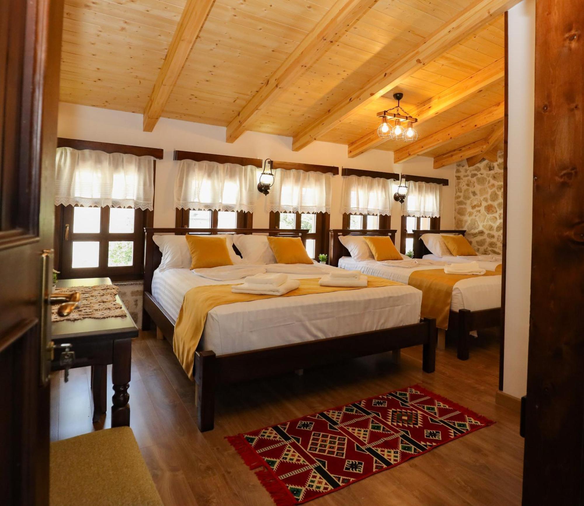 The House Of Dollma , Inside Kruja Castle Hotel Kültér fotó